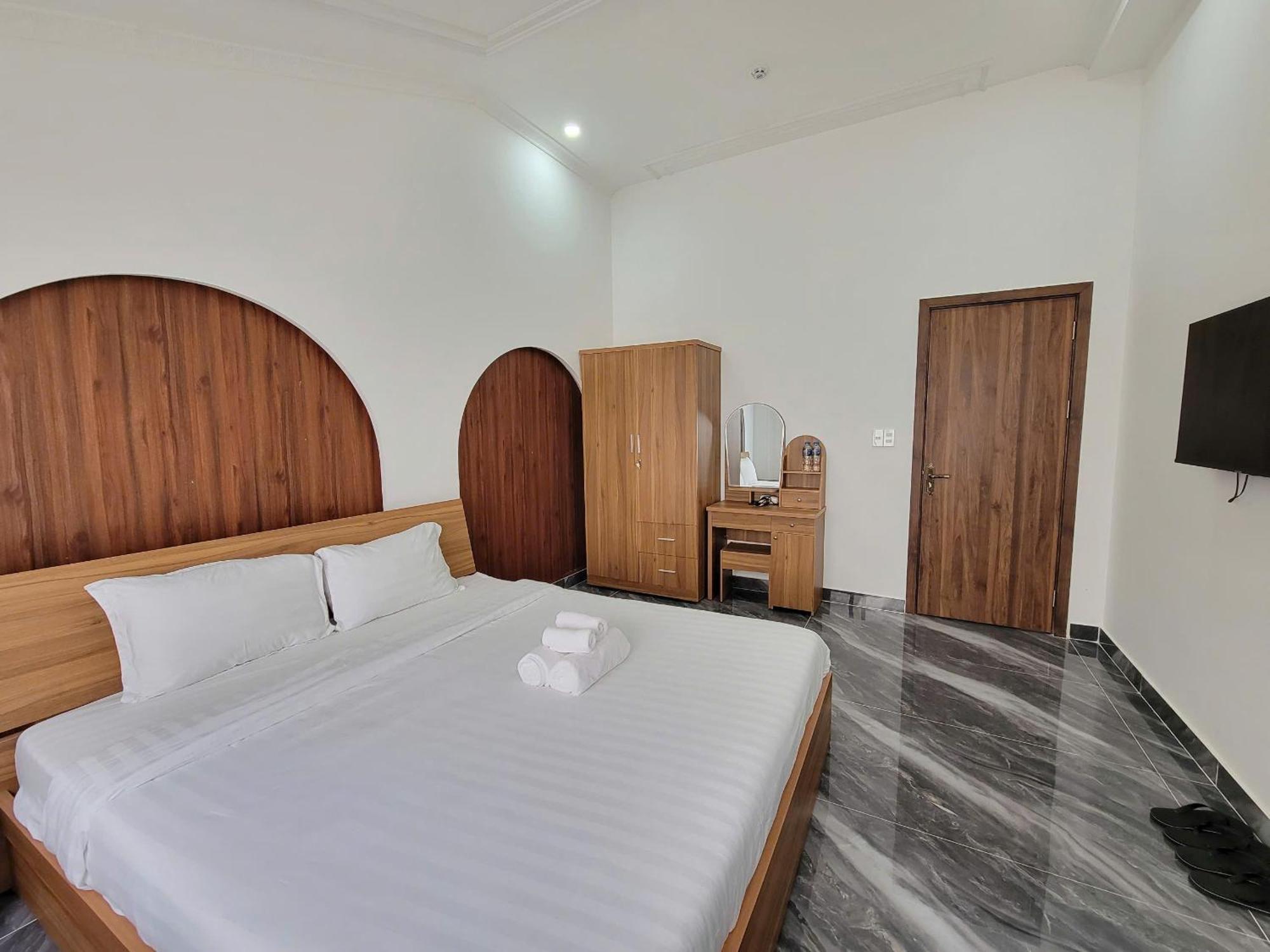 Savio Hotel Trieu Viet Vuong Да Лат Екстериор снимка