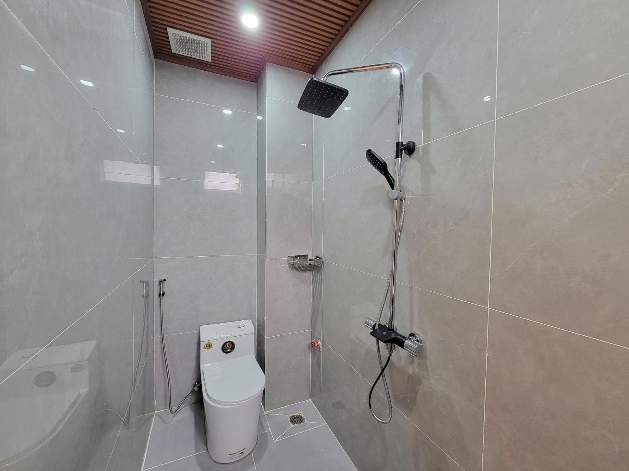 Savio Hotel Trieu Viet Vuong Да Лат Екстериор снимка